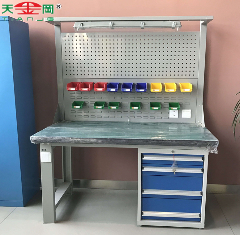 天金岡重型鉗工臺